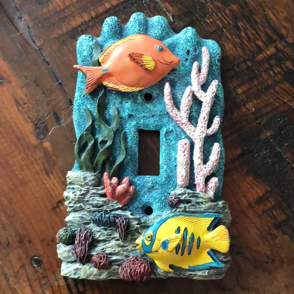 Light Switch Plate ~ Aquatic scene with Fish and Coral.